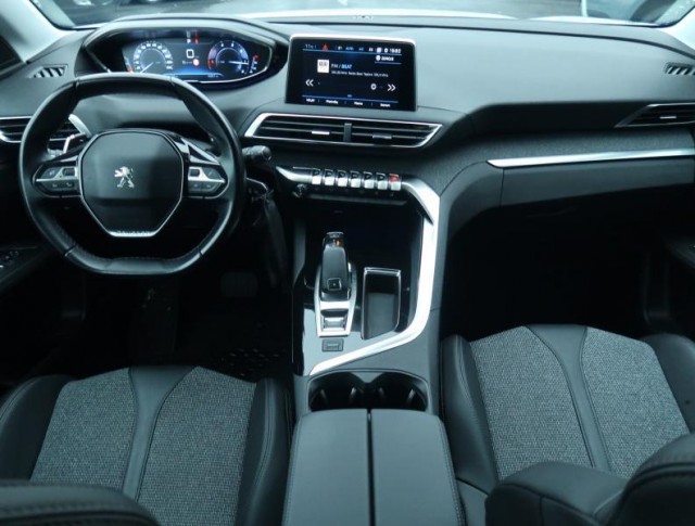 Peugeot 3008  1.5 BlueHDi Active