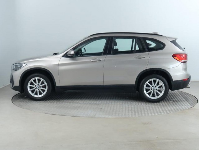 BMW X1  sDrive18i 