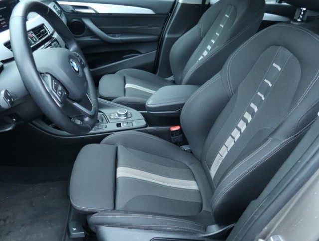 BMW X1  sDrive18i 