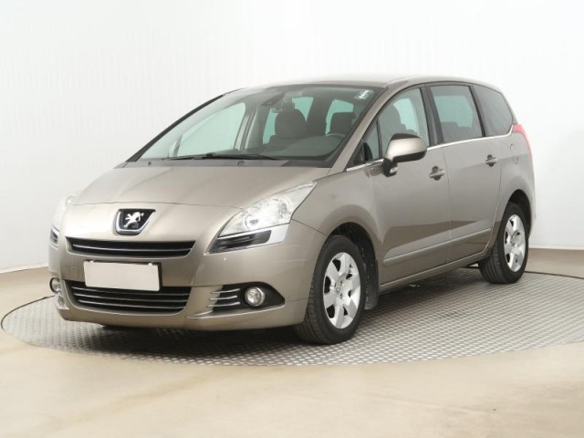 Peugeot 5008  1.6 HDi 
