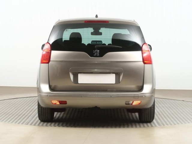 Peugeot 5008  1.6 HDi 