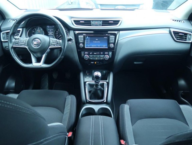 Nissan Qashqai  1.2 DIG-T 