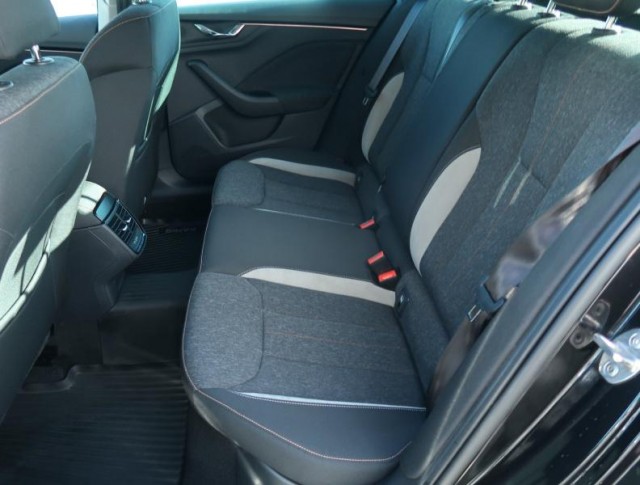 Škoda Kamiq  1.0 TSI Style