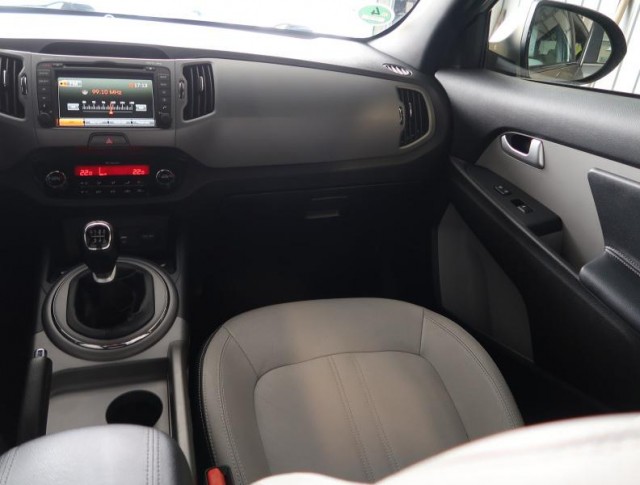 Kia Sportage  1.7 CRDi 