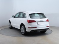 Audi Q5  2.0 TDI S line