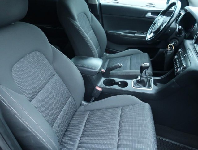 Kia Sportage  1.7 CRDi 