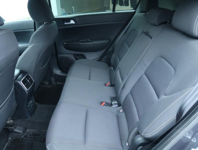 Kia Sportage  1.7 CRDi 