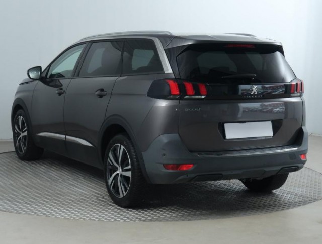 Peugeot 5008  1.6 HDi 