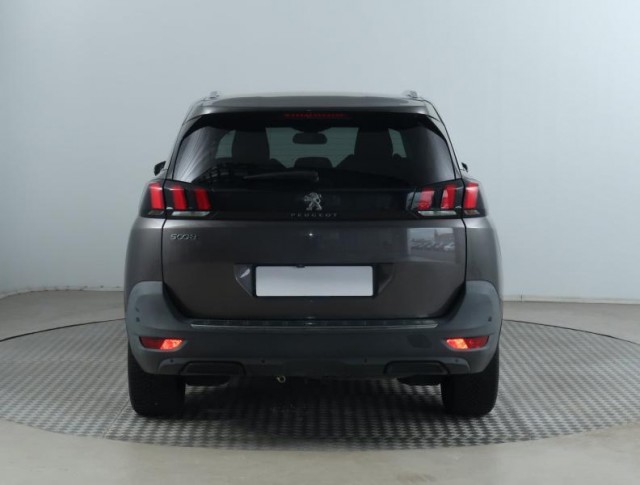Peugeot 5008  1.6 HDi 