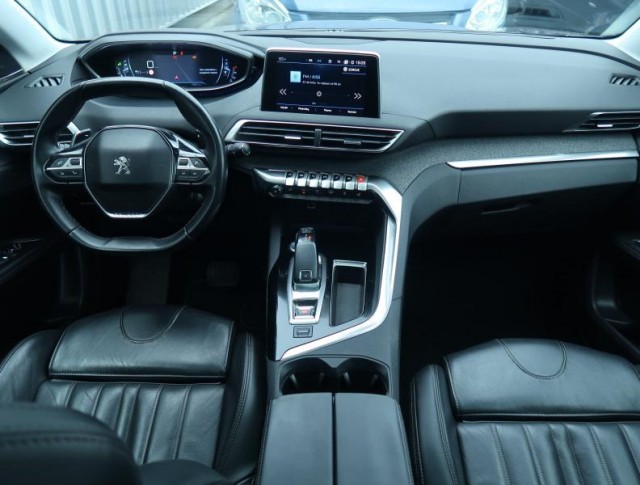 Peugeot 5008  1.6 HDi 