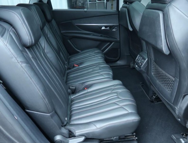 Peugeot 5008  1.6 HDi 