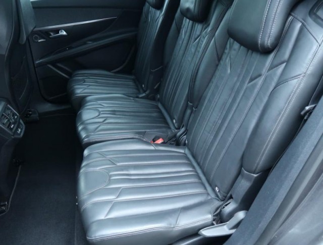 Peugeot 5008  1.6 HDi 