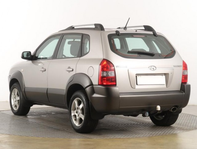 Hyundai Tucson  2.0 i 