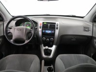 Hyundai Tucson  2.0 i 