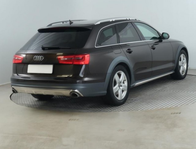 Audi A6 Allroad  3.0 TDI 