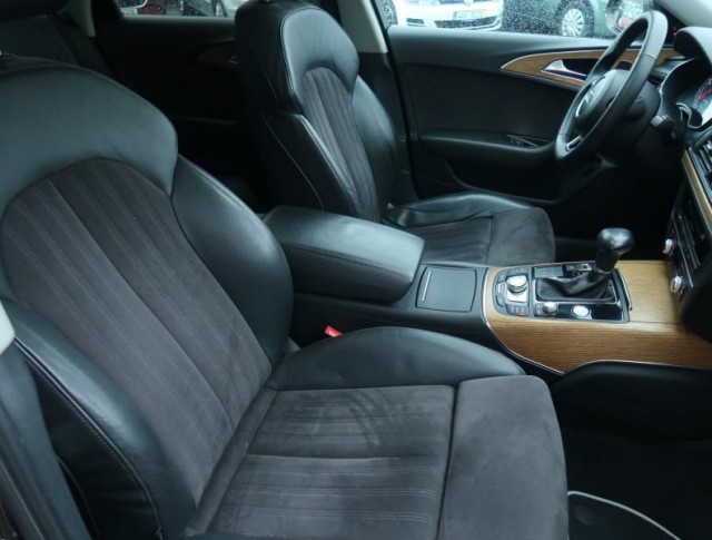 Audi A6 Allroad  3.0 TDI 