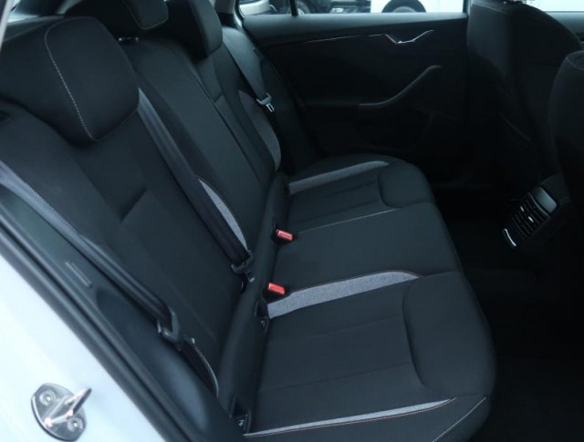 Škoda Kamiq  1.0 TSI Selection