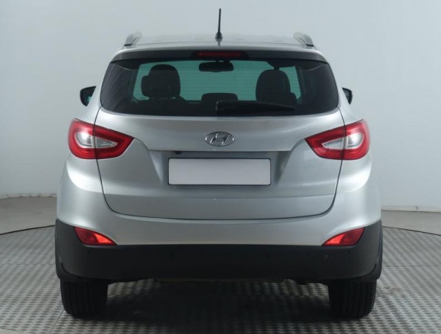 Hyundai ix35  2.0 CRDi Trikolor