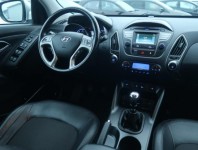 Hyundai ix35  2.0 CRDi Trikolor