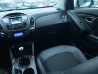 Hyundai ix35  2.0 CRDi Trikolor