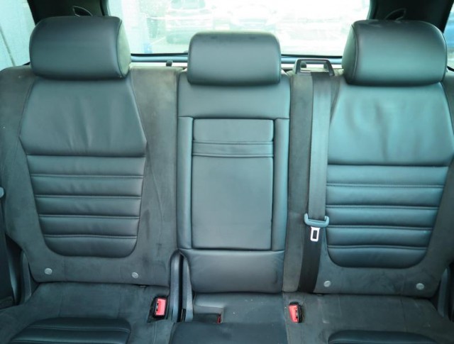 Volkswagen Touareg  3.0 TDI R-Line