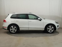 Volkswagen Touareg  3.0 TDI R-Line