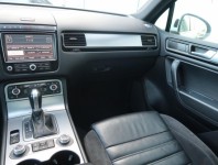 Volkswagen Touareg  3.0 TDI R-Line