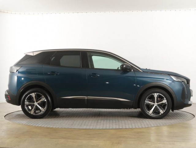 Peugeot 3008  1.5 BlueHDi 