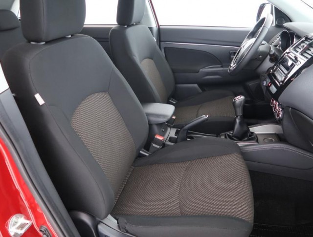 Mitsubishi ASX  1.6 MIVEC 