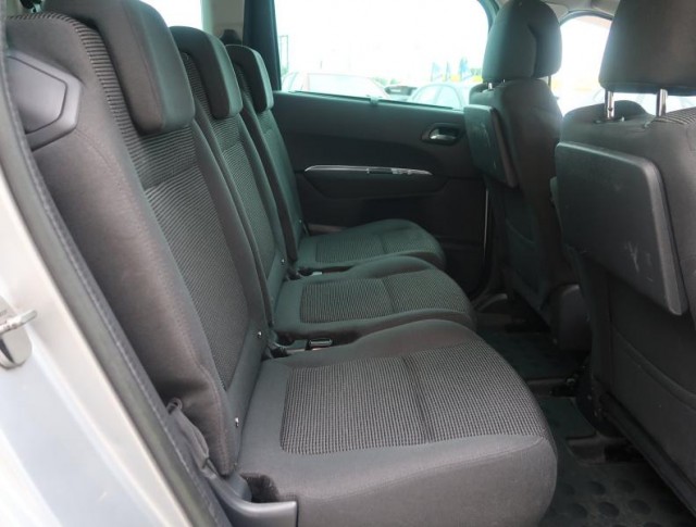 Peugeot 5008  2.0 BlueHDi 