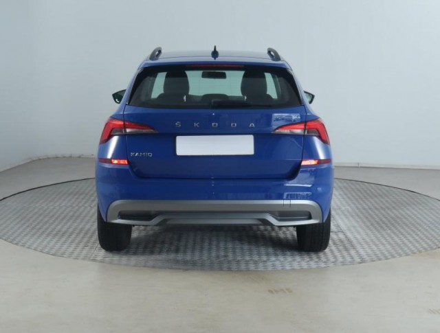 Škoda Kamiq  1.0 TSI Ambition