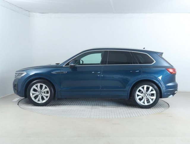 Volkswagen Touareg  3.0 TDI R-Line