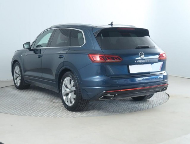 Volkswagen Touareg  3.0 TDI R-Line