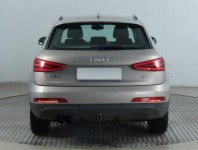 Audi Q3  2.0 TDI basis