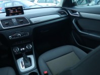 Audi Q3  2.0 TDI basis