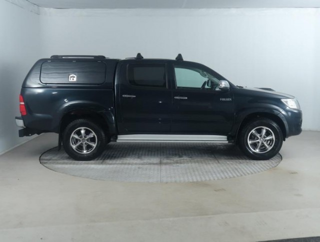 Toyota Hilux  3.0 D-4D 