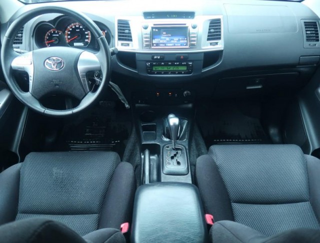 Toyota Hilux  3.0 D-4D 