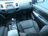 Toyota Hilux  3.0 D-4D 
