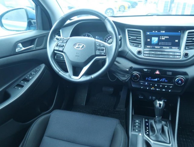 Hyundai Tucson  2.0 CRDi 