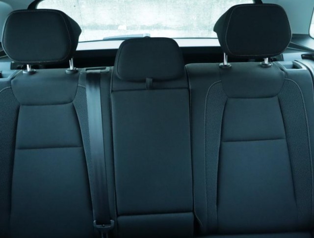 Škoda Karoq  1.5 TSI Fresh