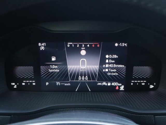 Škoda Karoq  1.5 TSI Fresh