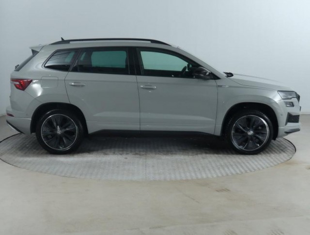 Škoda Karoq  2.0 TSI Sportline