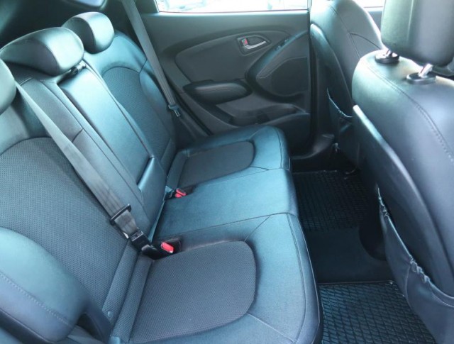 Hyundai ix35  2.0 CRDi 