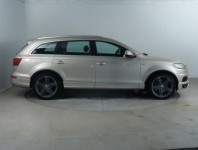 Audi Q7  3.0 TDI S-Line