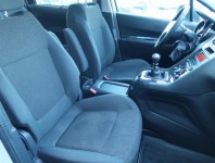 Peugeot 5008  1.6 HDi 