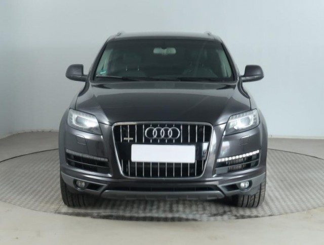 Audi Q7  3.0 TDI 