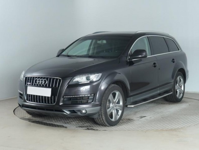 Audi Q7  3.0 TDI 