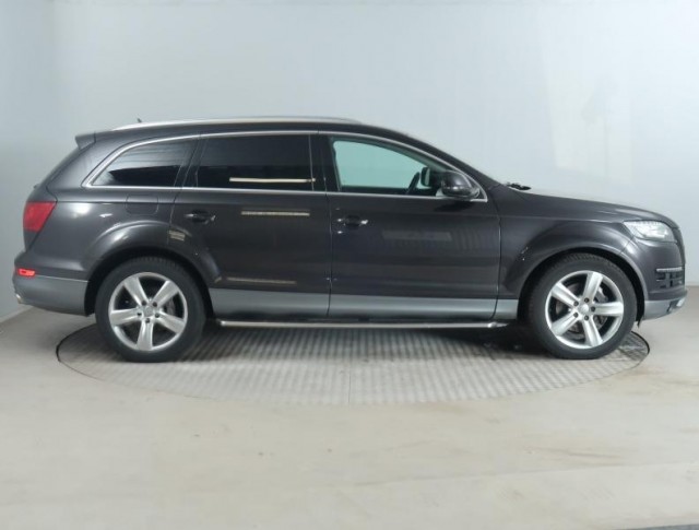 Audi Q7  3.0 TDI 