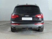 Audi Q7  3.0 TDI 