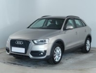 Audi Q3  2.0 TDI basis